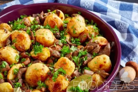 Картошка с лисичками на сковороде со сметаной рецепт с фото