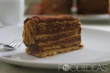 Медово-шоколадный торт