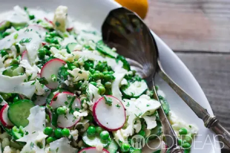Салат из редиски с зеленым горошком и мятой: рецепт с фото