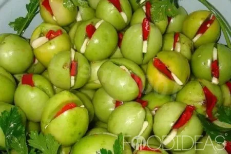 Консервированные зеленые помидоры