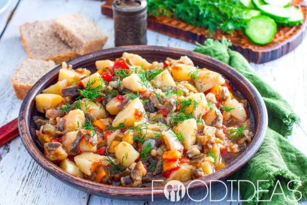 Овощное рагу с баклажанами, картошкой и мясом: рецепт и фото